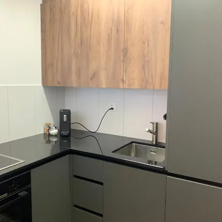 Studio Renove A شقة لوكباد